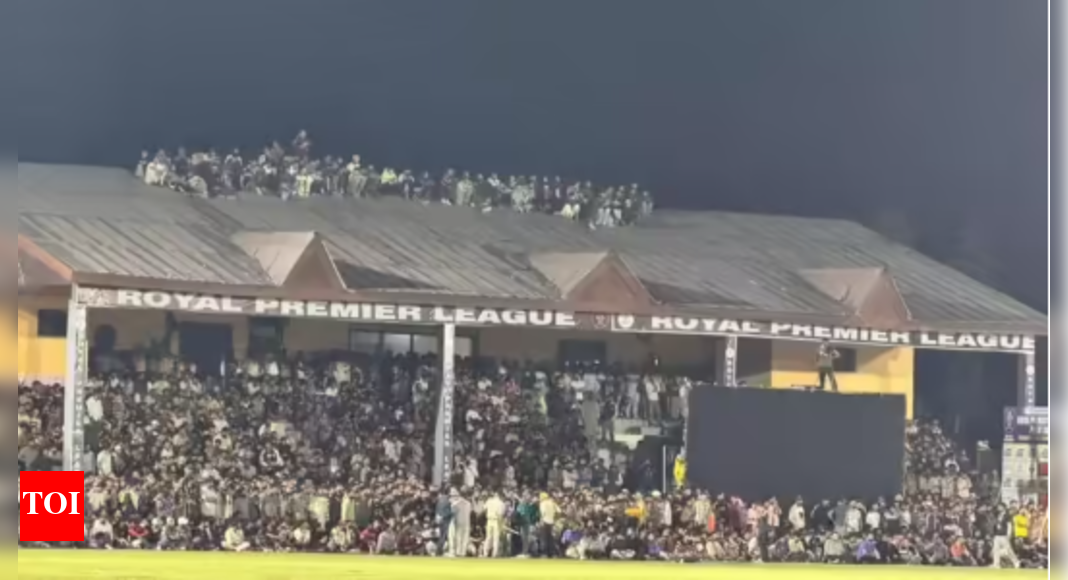 silence-to-cheers:-day-night-t20-league-in-pulwama;-terrorism-scarred-district-celebrates-cricket
