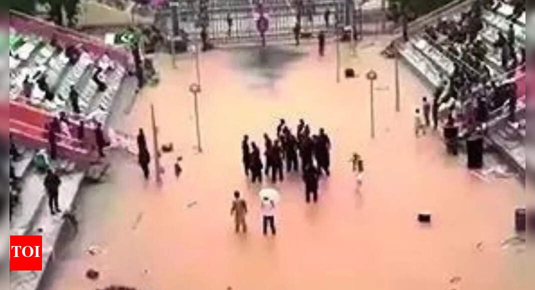viral-wagah-parade:-pak-rangers-in-knee-deep-water,-indian-side-stays-dry;-islamabad-blames-india