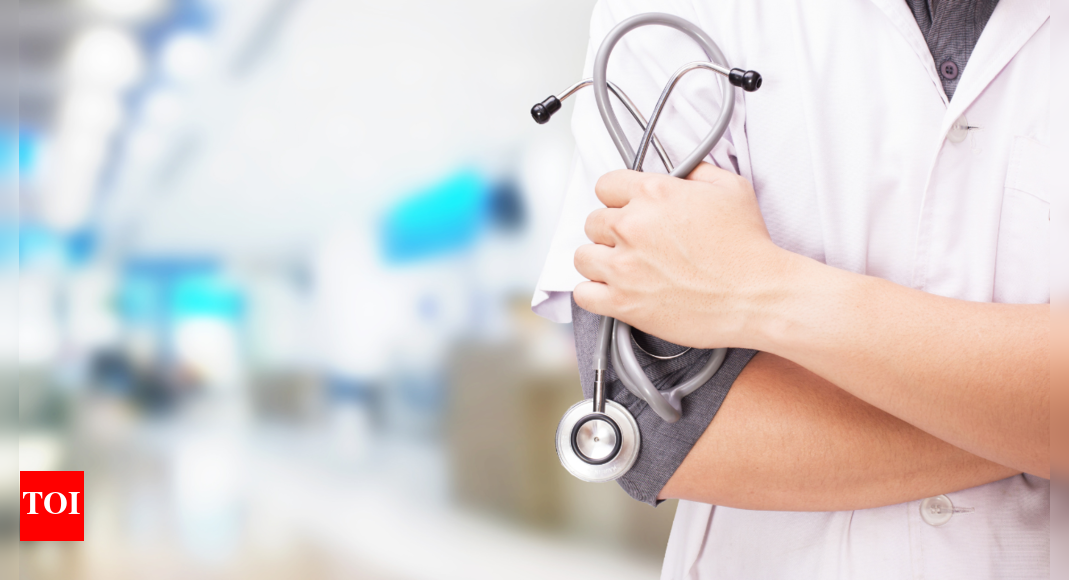 39-yr-old-cardiac-surgeon-dies-of-heart-attack:-cmc-vellore-doc-lists-top-causes-of-heart-risk