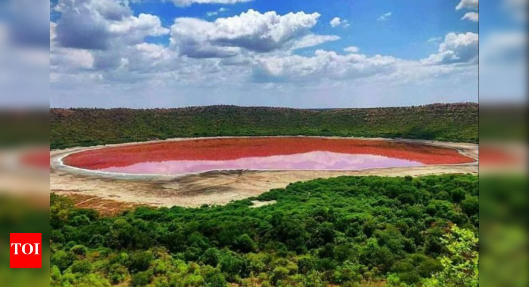 from-emerald-green-to-blush-pink:-what-mysteriously-changed-the-colour-of-a-56,000-year-old-lake-overnight?