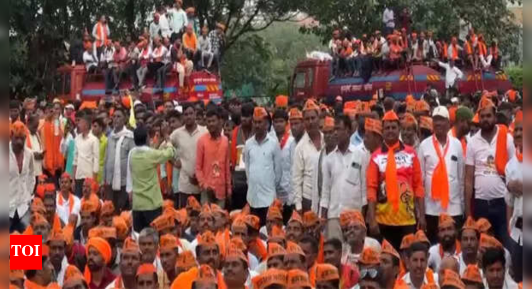 ‘asking-for-what-is-ours’:-manoj-jarange’s-hunger-strike-over-maratha-quota-enters-day-2;-warns-of-escalation