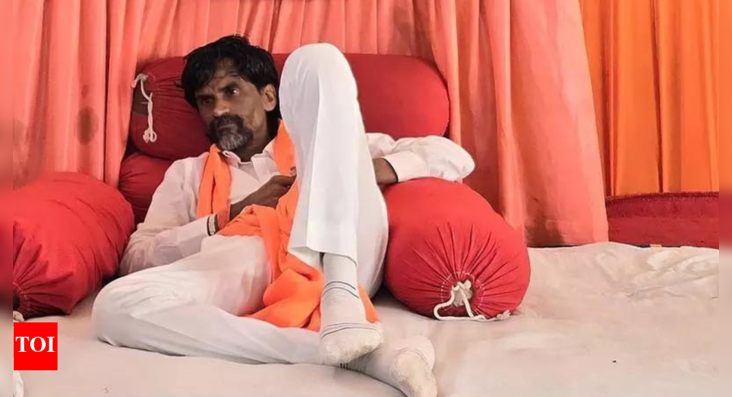 from-hotel-worker-to-maharashtra’s-quota-warrior:-how-hunger-strikes,-clashes-turned-manoj-jarange-into-the-face-of-maratha-agitation;-hero-to-many,-with-final-fight-still-on