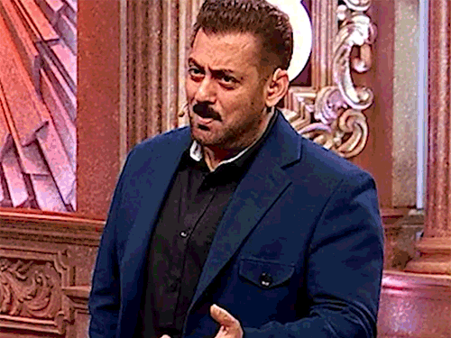 बिग-बॉस-19:-प्रणित-मोरे-पर-भड़के-सलमान-खान:वीकेंड-का-वार-में-पुराने-जोक्स-के-लिए-लगाई-फटकार,-मुंह-छिपाते-दिखे-कॉमेडियन