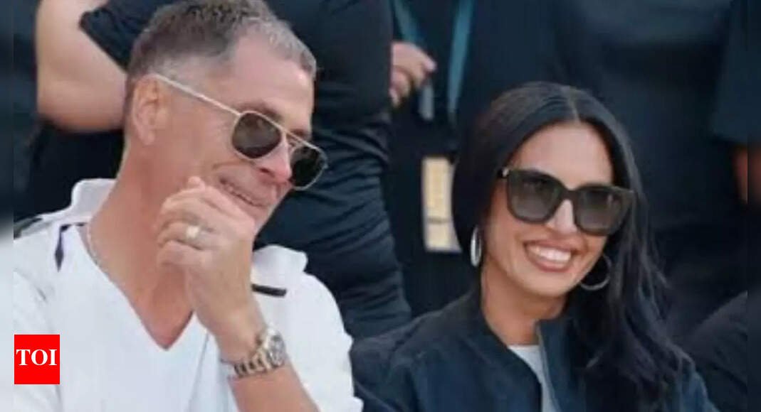 vanessa-bryant-poses-with-los-angeles-lakers-gm-rob-pelinka-in-a-stunning-new-instagram-post