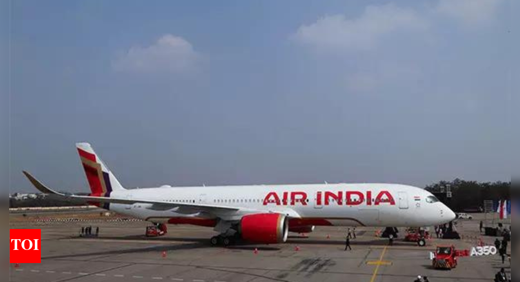air-india-flight-returns-to-delhi-after-‘fire-indication’;-passengers-shifted