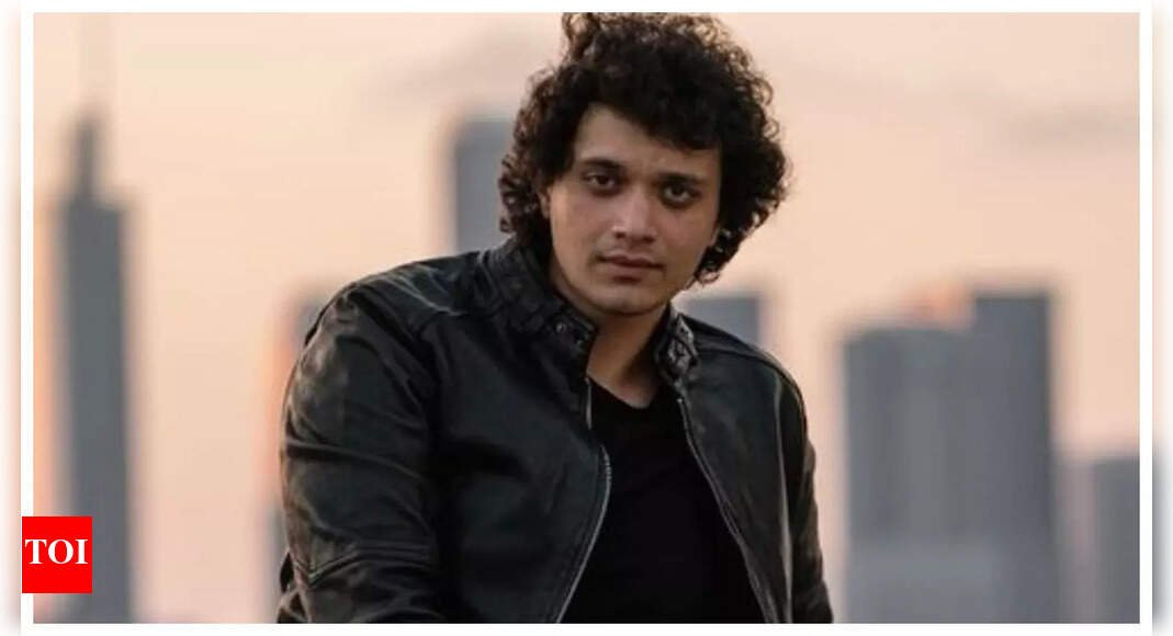 mithun-chakraborty’s-son-namashi-says-he-is-not-bollywood-child,-grew-up-away-from-mumbai:-‘ranbir,-sunny-don’t-feel-pressure…’