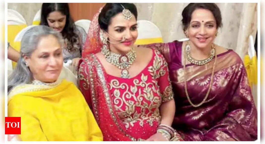 pregnant-esha-deol-renewed-vows-with-bharat-takhtani;-couple-now-separated