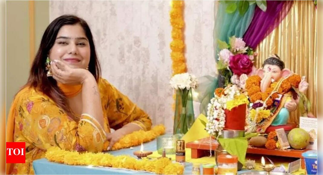 kanisha-malhotra-on-celebrating-ganpati-at-her-house-for-12-years;-says-‘he-chooses-me-and-keeps-his-blessings-on-me’