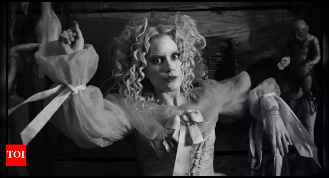 ‘wednesday-season-2-part-2’:-lady-gaga-releases-tim-burton’s-directed-‘the-dead-dance’-for-the-series