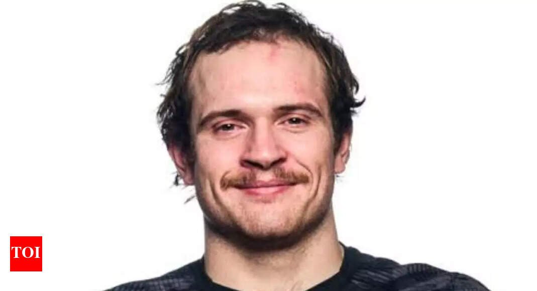 reese-ketler-paralyzed-in-hockey-game-and-then-hears-a-doctor’s-message-he-never-expected