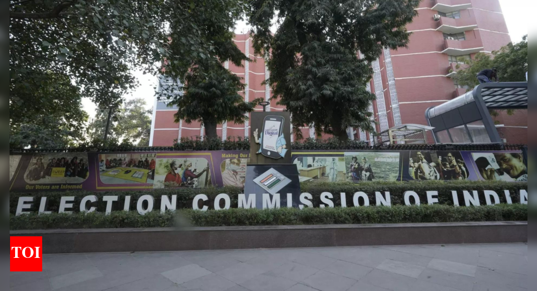 ec-to-hold-big-meet-next-week;-pan-india-sir-on-agenda