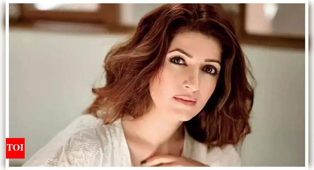 twinkle-khanna-reveals-growing-up-in-all-women-household-kept-her-away-from-patriarchy:-‘i-didn’t-know-there-was-inequality…’