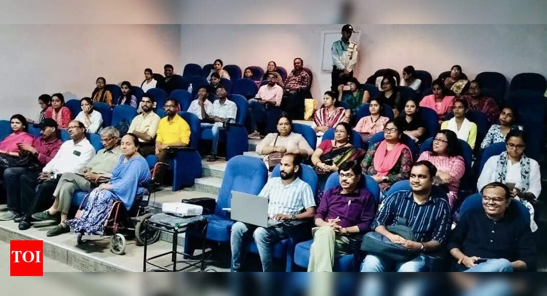 workshop-on-‘patna-kalam’-begins-in-patna