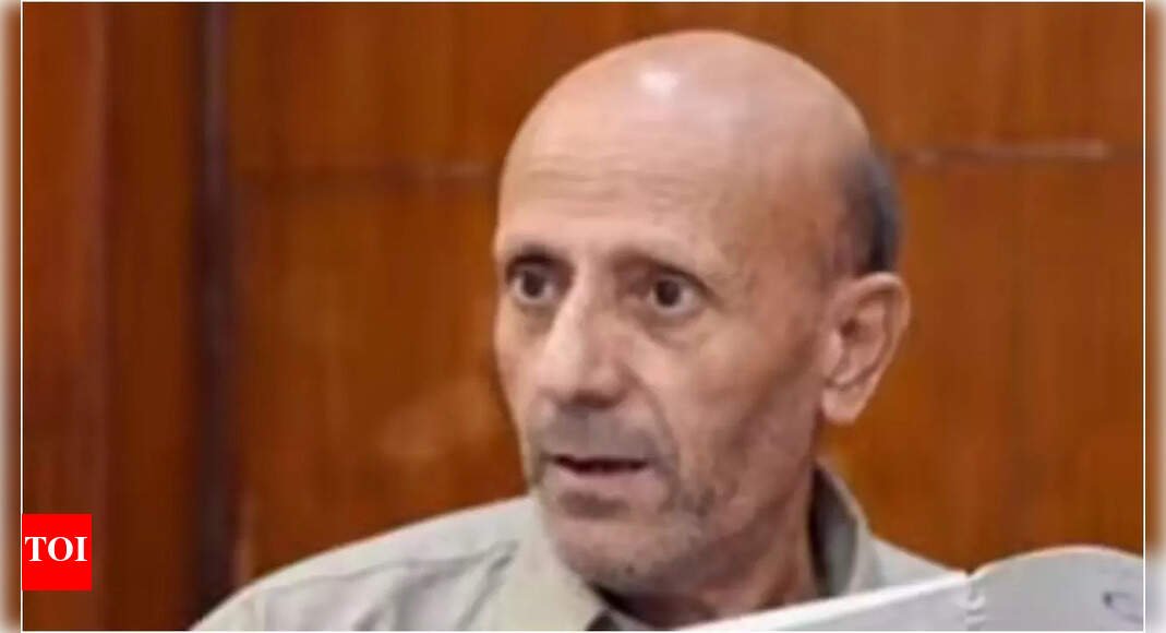 er-rashid-attacked-in-tihar,-party-claims-kashmiri-inmates-being-harassed