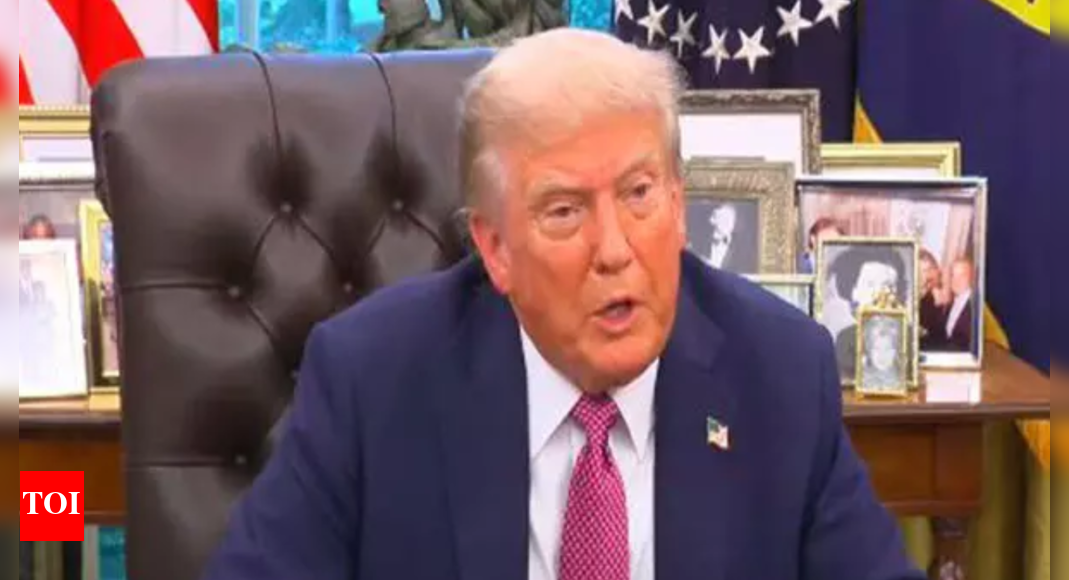 ‘he-was-an-fbi-informant’:-house-speaker-johnson-defends-trump-on-epstein;-calls-‘democrat-hoax’-claim-misrepresented