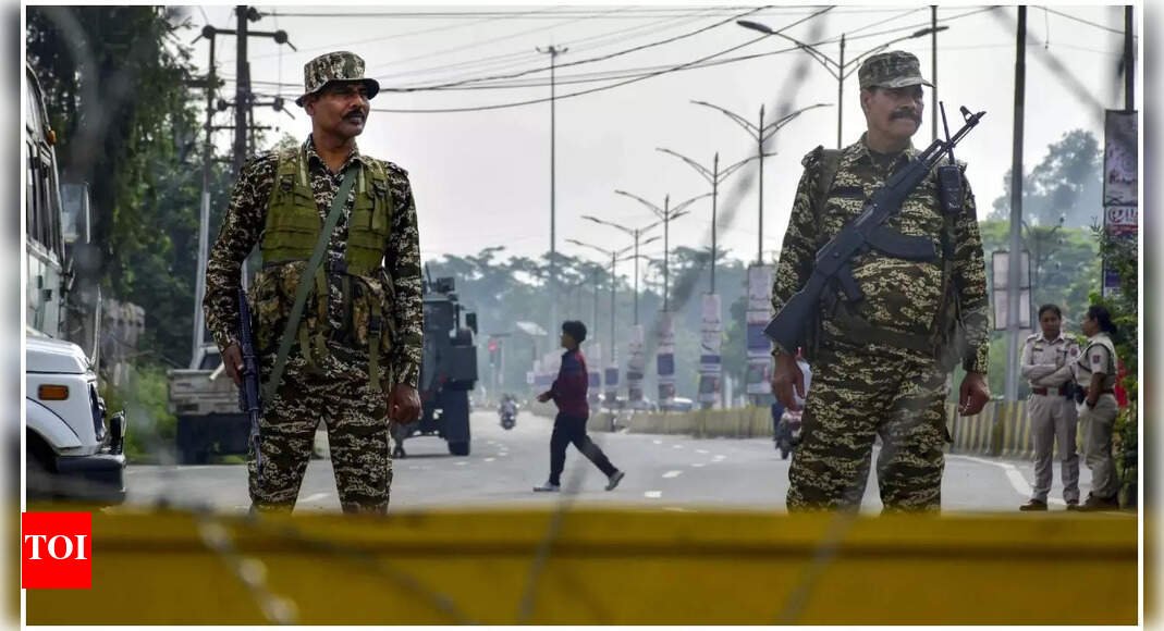 movement-curbs-in-manipur-stay-despite-open-national-highway
