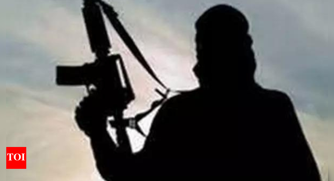 jharkhand:-hardcore-naxalite-carrying-rs-10l-bounty-killed-in-chaibasa