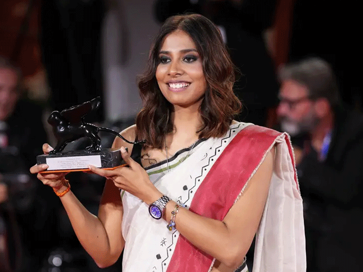 फिल्ममेकर-अनुपर्णा-रॉय-ने-बनाया-इतिहास:वेनिस-इंटरनेशनल-फिल्म-फेस्टिवल-में-‘सॉन्ग्स-ऑफ-फॉरगॉटन-ट्रीज’-के-लिए-जीता-बेस्ट-डायरेक्टर-का-अवॉर्ड