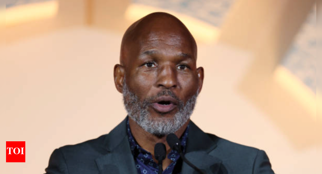 bernard-hopkins-net-worth-in-2025:-how-‘the-executioner’-built-wealth-through-boxing,-investments-and-more
