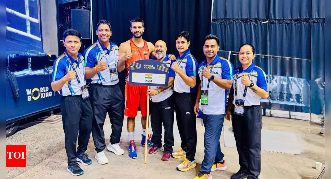 world-boxing-championships:-lakshya-chahar-advances,-pawan-bartwal-falls-short