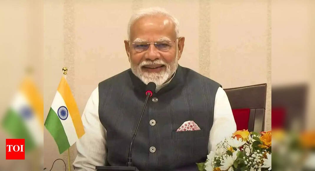 pm-modi-to-nda-mps:-hold-‘swadeshi-melas’,-promote-gst-2.0-and-‘made-in-india’-goods-this-festive-season