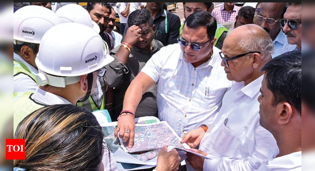 repair-dabolim-service-road-before-starting-flyover-work