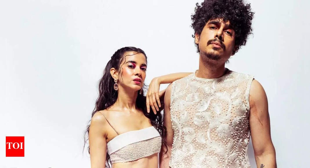 exes-saba-azad-and-imaad-shah-say-their-relationship-got-better-after-breakup:-‘the-love-never-went-away…-it-feels-like-family’