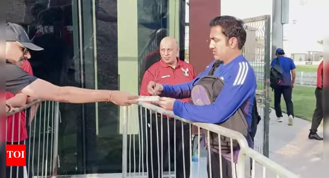 ind-vs-uae:-gautam-gambhir-wins-hearts,-signs-autographs-ahead-of-india’s-asia-cup-opener