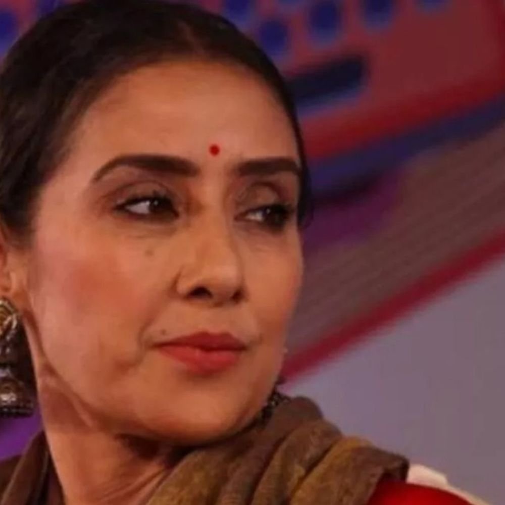 नेपाल-हिंसा-देख-भावुक-हुईं-मनीषा-कोइराला:खून-से-सने-जूते-की-तस्वीर-शेयर-कर-कहा-जनता-की-आवाज-का-जवाब-गोली-से-मिल-रहा-है