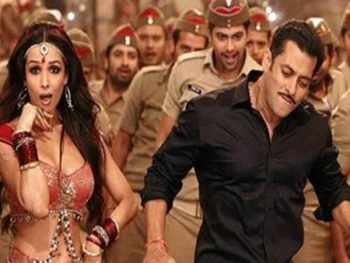 ‘सलमान-अरबाज-नहीं-चाहते-थे-मलाइका-‘मुन्नी-बदनाम’-करें’:दबंग-के-डायरेक्टर-अभिनव-कश्यप-ने-कहा-दोनों-भाई-असल-में-बहुत-कंजर्वेटिव-मुस्लिम-हैं