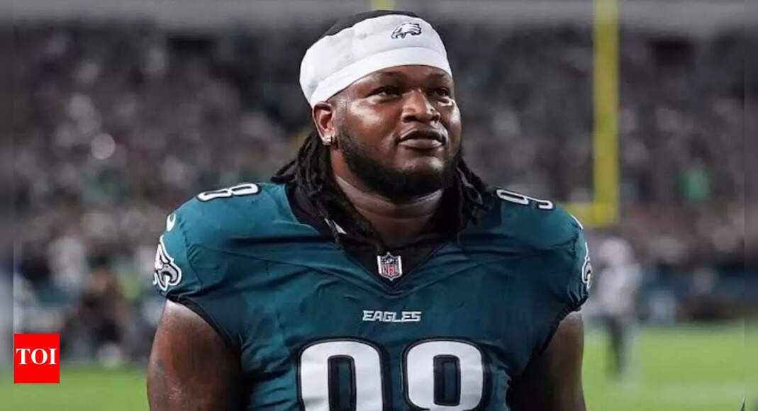 eagles-star-jalen-carter-fined-$57k-and-suspension-served-after-spitting-on-dak-prescott