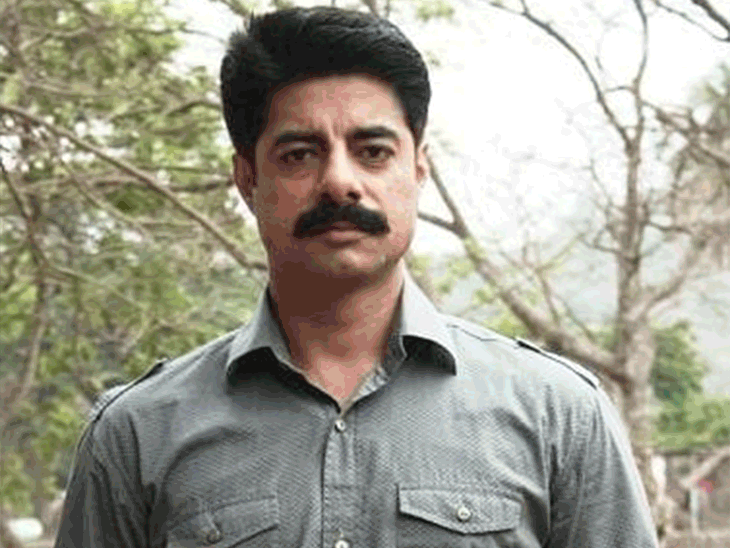 ‘सत्या’-के-सेट-पर-मुझे-कुर्सी-तक-नहीं-मिली:सुशांत-सिंह-ने-शेयर-किया-शूटिंग-का-अनुभव,-राम-गोपाल-वर्मा-के-असिस्टेंट-ने-दी-थी-गाली