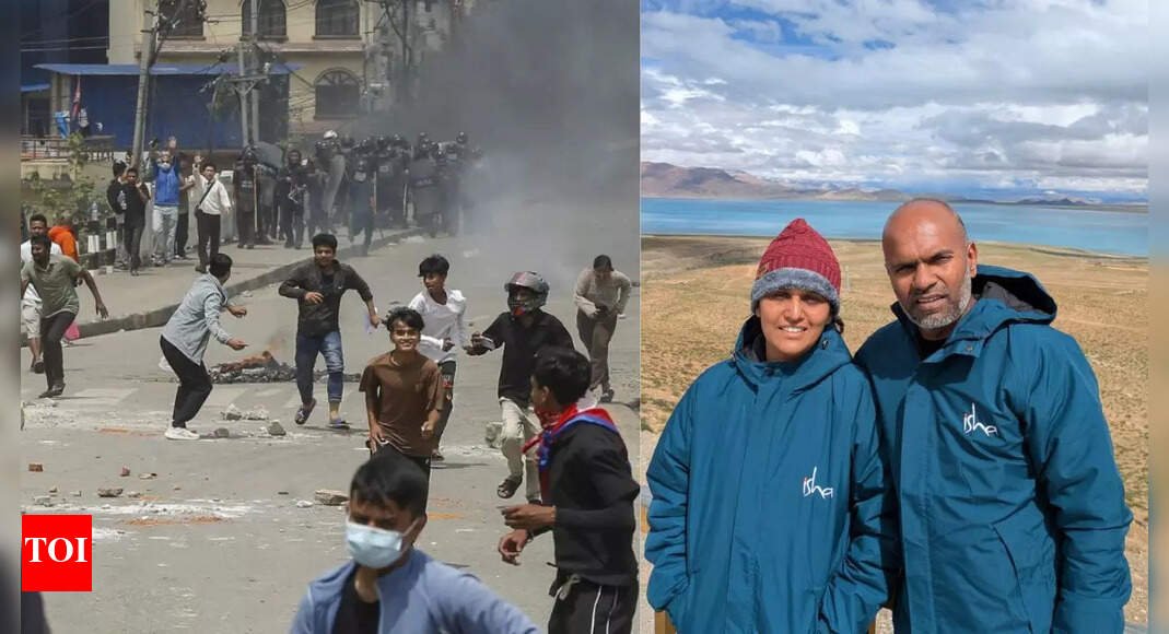 kailash-mansarovar-chaos:-1,000-pilgrims,-1-charger-at-kathmandu-airport