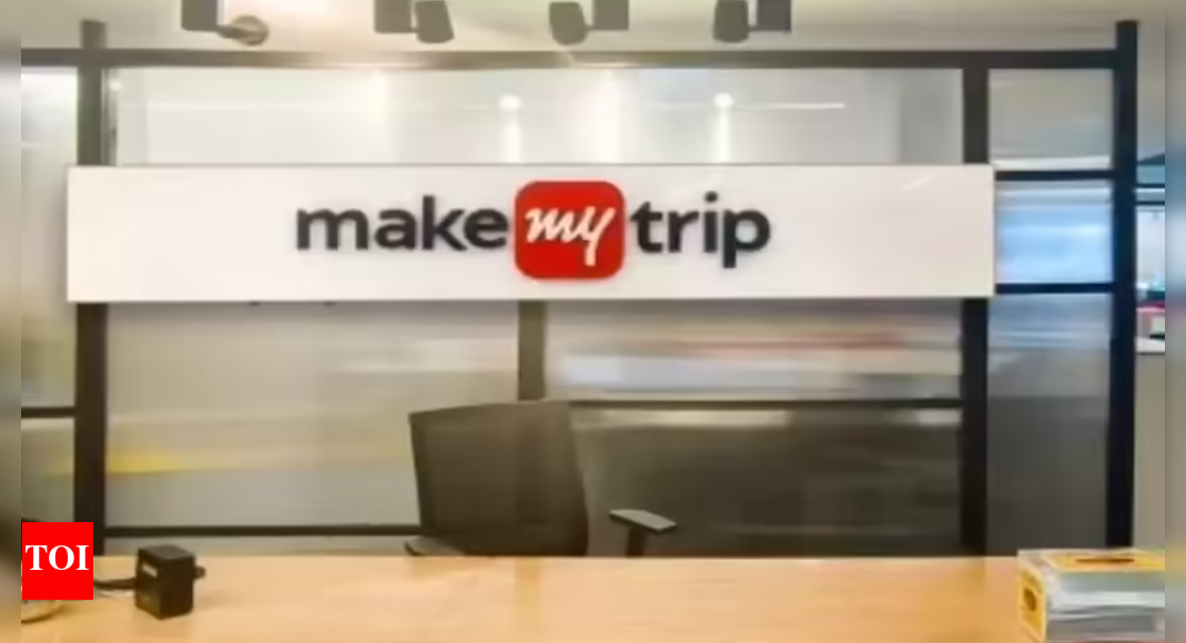 pilgrimage-tourism-boom:-makemy-report-shows-19%-growth-in-fy24-25;-surge-in-premium-stays