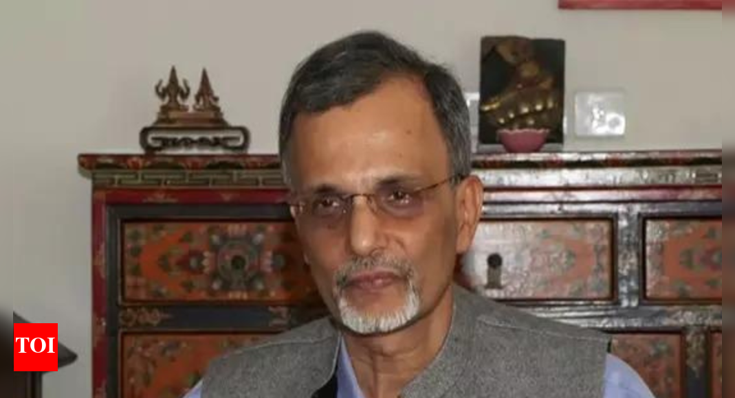 india-not-pursuing-dollar-alternative:-cea-nageswaran-clarifies-on-economic-conditions;-assures-resilience-amid-global-tensions