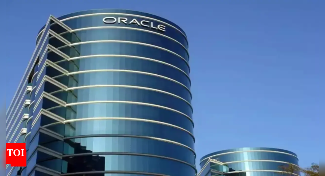 oracle-shares-soar-35%-on-ai-demand;-market-valuation-nears-$915-billion;-semiconductor-stocks-rally
