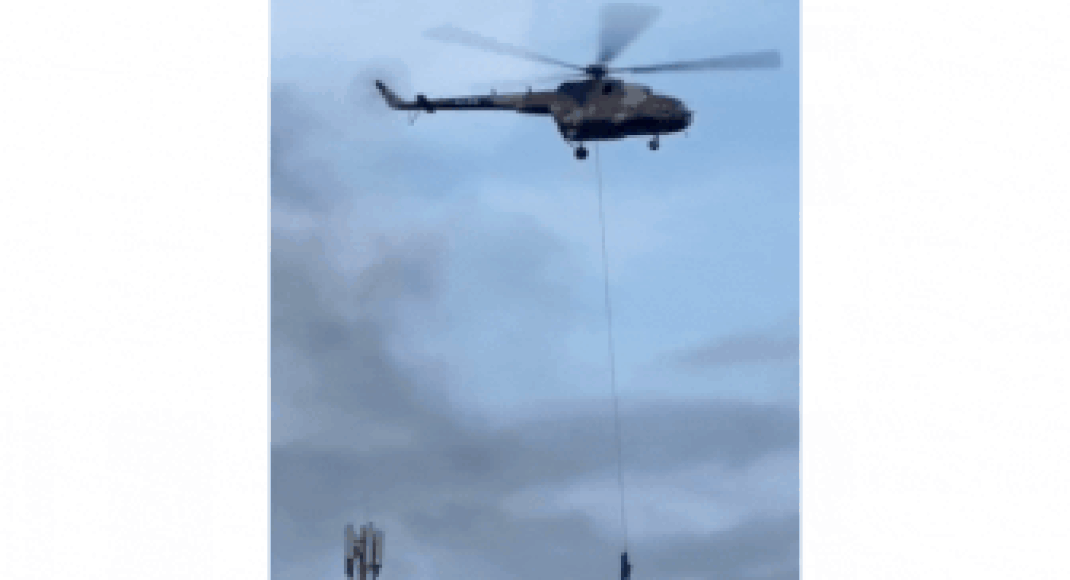 watch:-nepal-ministers,-kin-hold-on-to-chopper-rope-to-escape