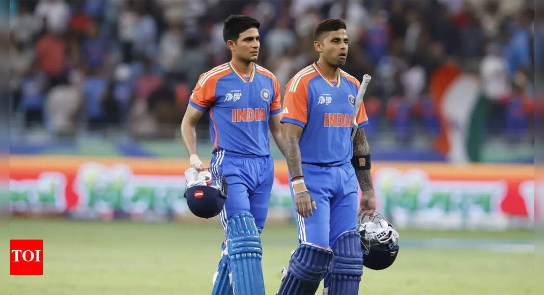 asia-cup-|-more-than-just-cricket!-gill-hugged-uae-player-after-hitting-winning-runs