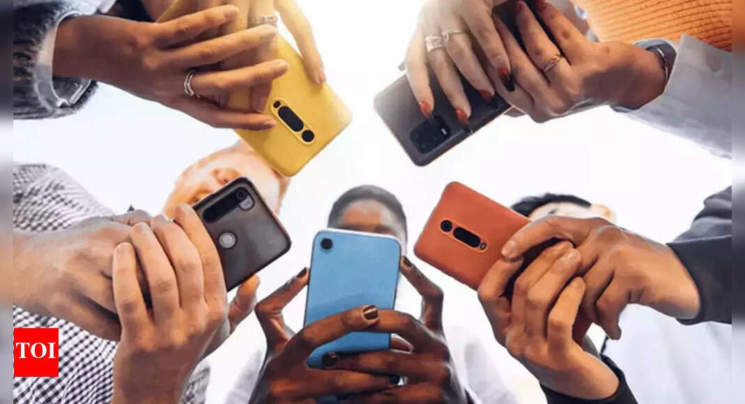 remote-phone-locking:-rbi-may-have-‘new’-plan-to-cut-bad-loans