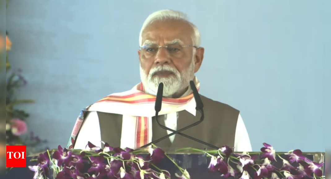 manipur:-43-bjp-members-quit-in-phungyar,-days-before-pm-modi’s-likely-visit