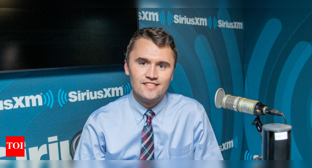 nfl-fraternity-pays-heartfelt-tribute-to-conservative-activist-charlie-kirk—jaxson-dart,-dez-bryant,-harrison-butker,-pat-mcafee