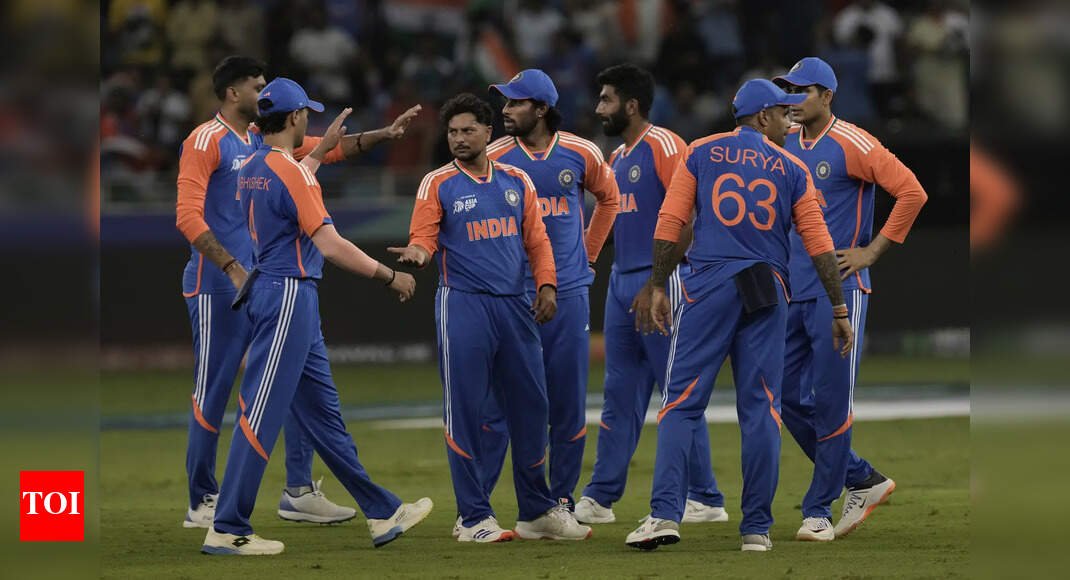 pakistan-‘prepared’-for-kuldeep-–varun-threat,-says-mike-hesson