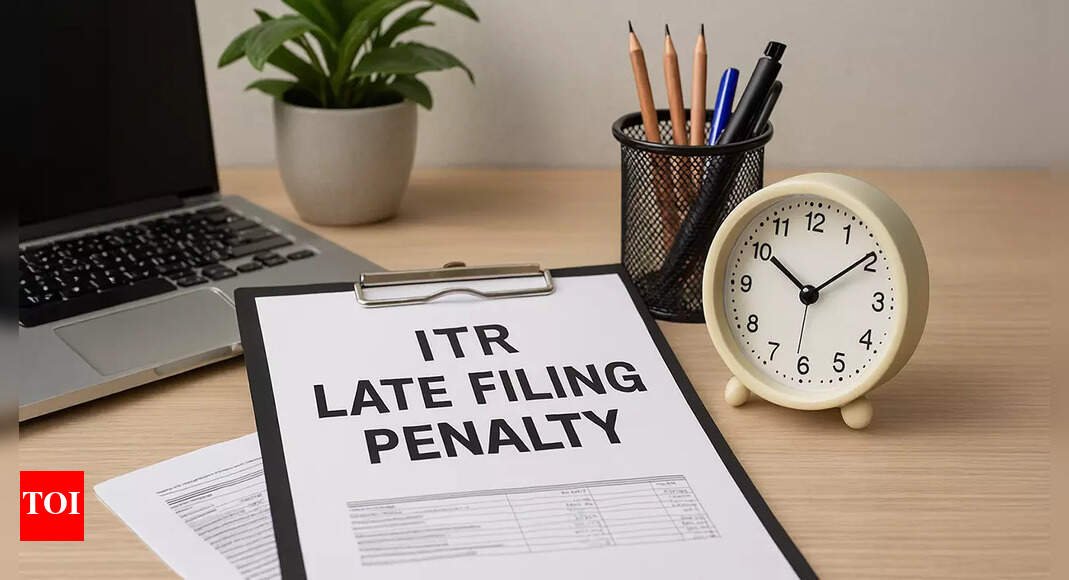 itr-filing-fy-2024-25:-what-is-the-penalty-amount-for-filing-income-tax-return-after-deadline?-interest-implications-may-result-in-big-amount