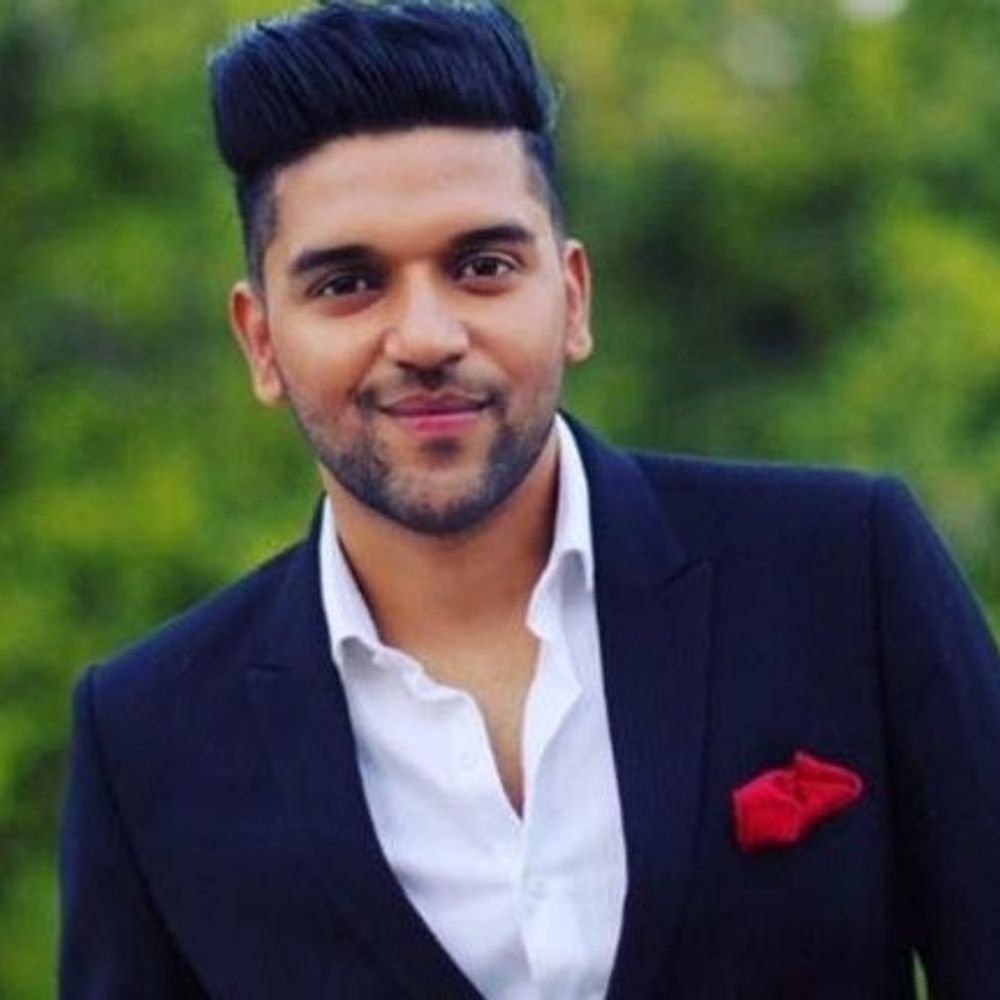 गुरु-रंधावा-बाढ़-प्रभावित-किसानों-को-बाटेंगे-गेहूं-के-बीज:सिंगर-बोले-दोबारा-खेती-शुरू-करने-में-मदद-मिलेगी;-इससे-पहले-भी-कर-चुके-हैं-मदद