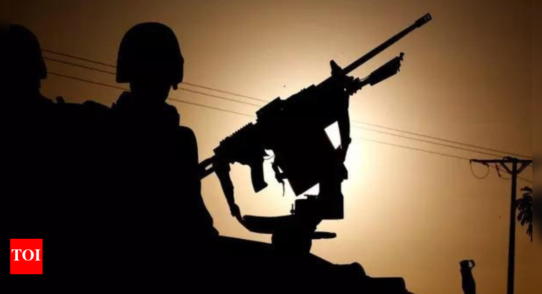 pak-military-convoy-attacked:-taliban-ambush-kills-12-soldiers-in-waziristan