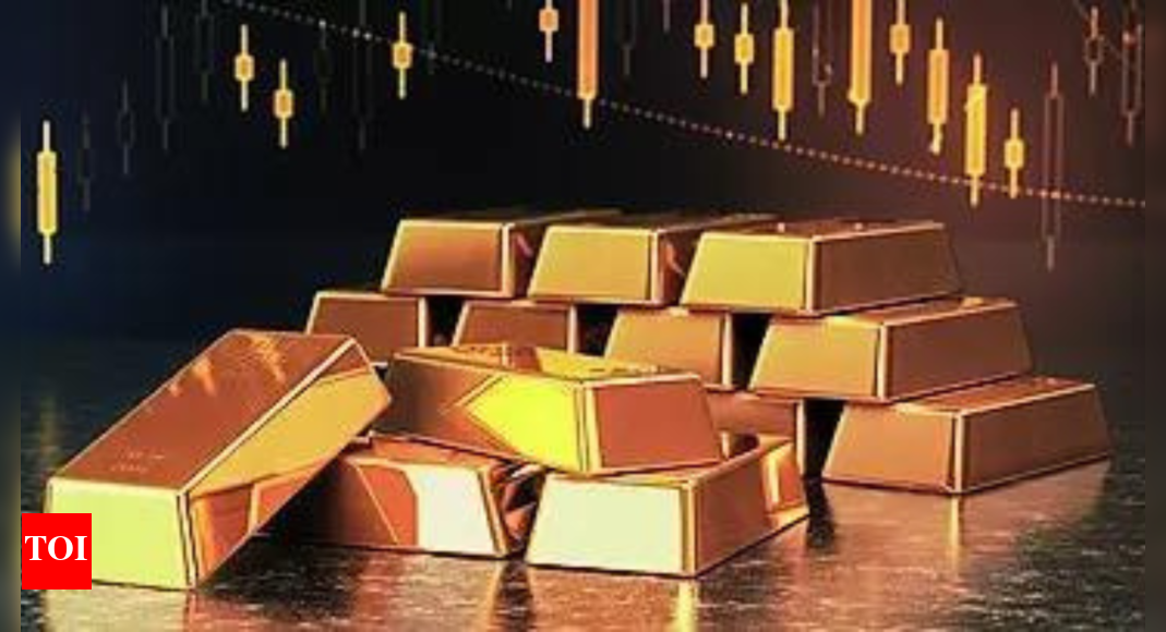 gold-rate-outlook:-gold-rally-may-pause-ahead-of-us-fed-policy;-silver-hits-lifetime-high-on-mcx