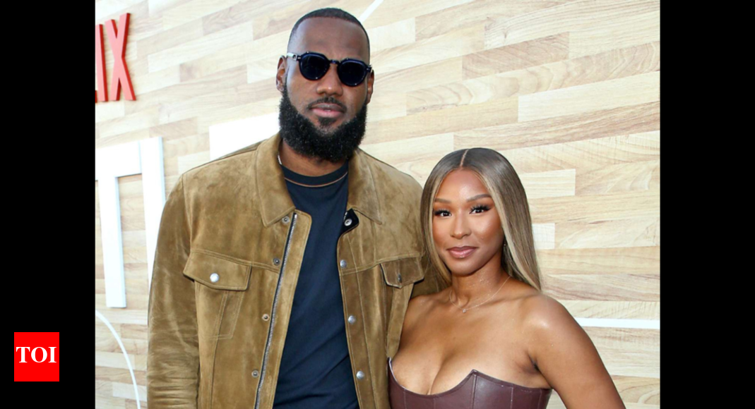 ‘i-get-a-little-clammy’:-savannah-james-opens-up;-struggles-with-fame