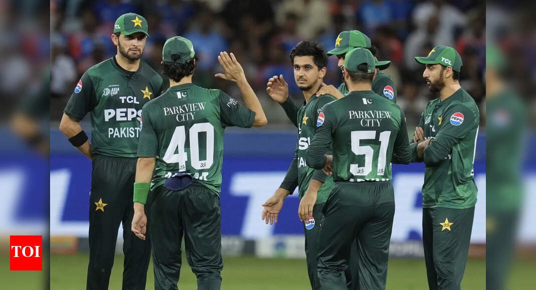 ‘cricket-falling-apart-like-hockey’-—-ex-pakistani-cricketer-after-asia-cup-defeat-to-india