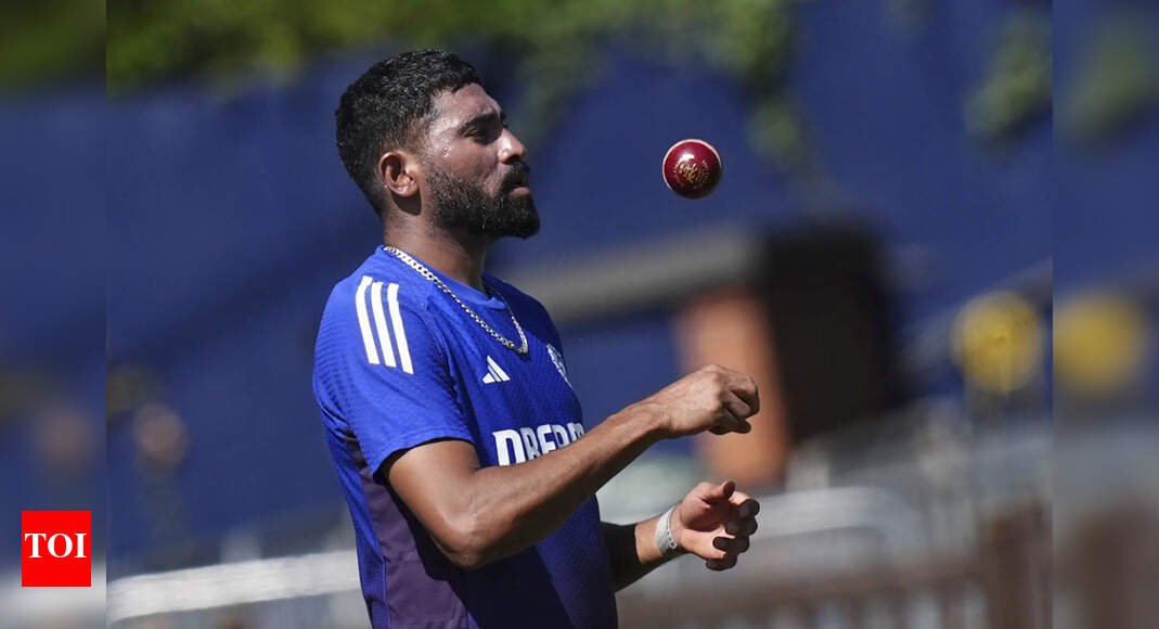 left-out-of-asia-cup-squad,-siraj-still-grabs-spotlight-with-new-achievement