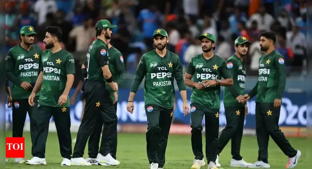 ‘bachey-the-bachey-hi-reh-gaye’:-pakistan-face-backlash